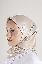 Düz Kristal Kumaş Eşarp - Kaymaz, Şık, Tok Duran | Günlük & Abiye Uyumlu