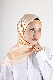 Düz Kristal Kumaş Eşarp - Kaymaz, Şık, Tok Duran | Günlük & Abiye Uyumlu