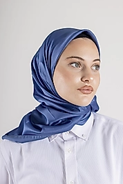 Düz Kristal Kumaş Eşarp - Kaymaz, Şık, Tok Duran | Günlük & Abiye Uyumlu